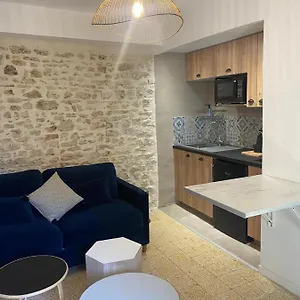 La Tour 2: Neuf Au Coeur De La Petite Venise , LʼIsle-sur-la-Sorgue Francia